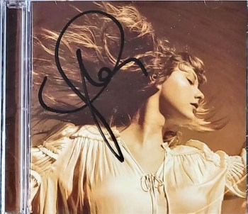 Taylor Swift Fearless Signed CD