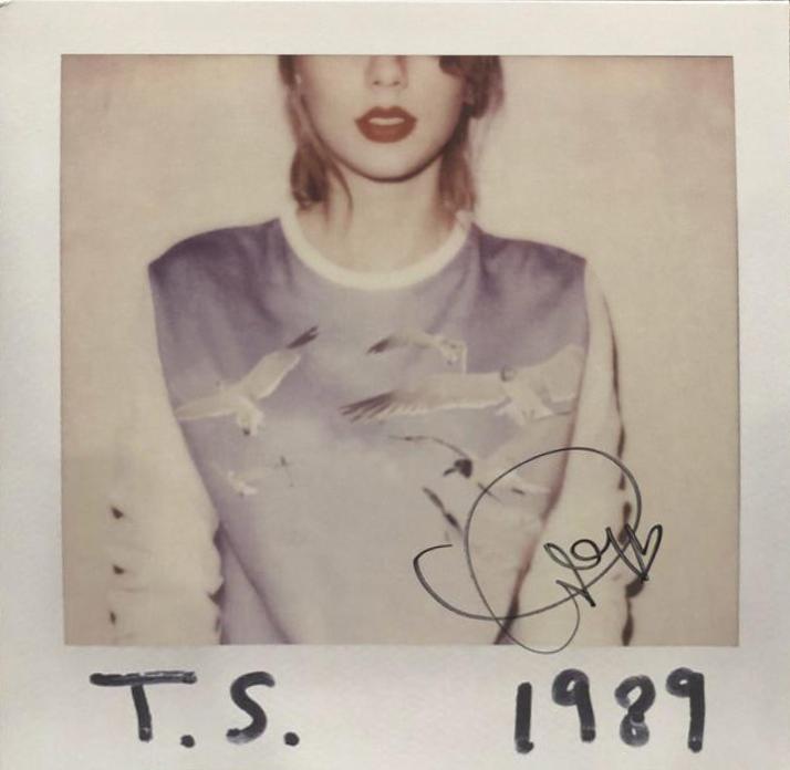 Taylor Swift Signed album -  1989