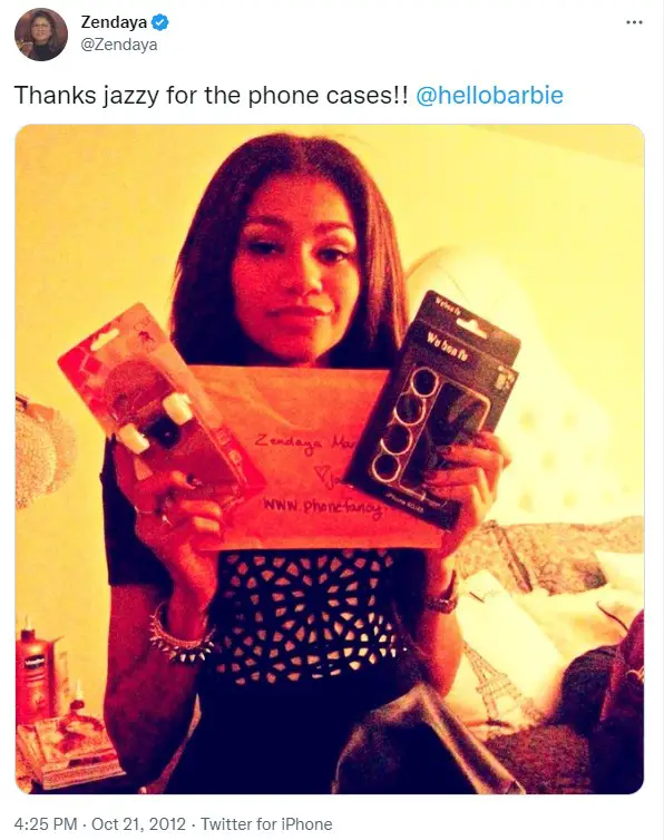 Zendaya: Thanks jazzy for the phone cases!! @hellobarbie