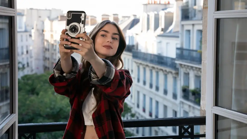 Still of Lily Collins in Emily in Paris