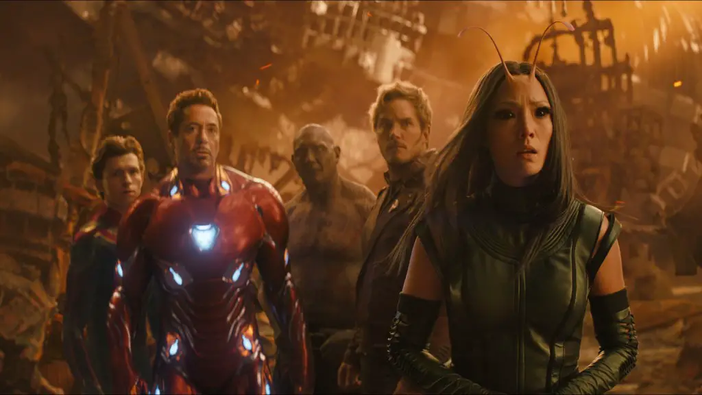 Marvel Studios' AVENGERS: INFINITY WAR

L to R: Spider-Man/Peter Parker (Tom Holland), Iron Man/Tony Stark (Robert Downey Jr.), Drax (Dave Bautista), Star-Lord/Peter Quill (Chris Pratt) and Mantis (Pom Klementieff)

Photo: Film Frame

©Marvel Studios 2018