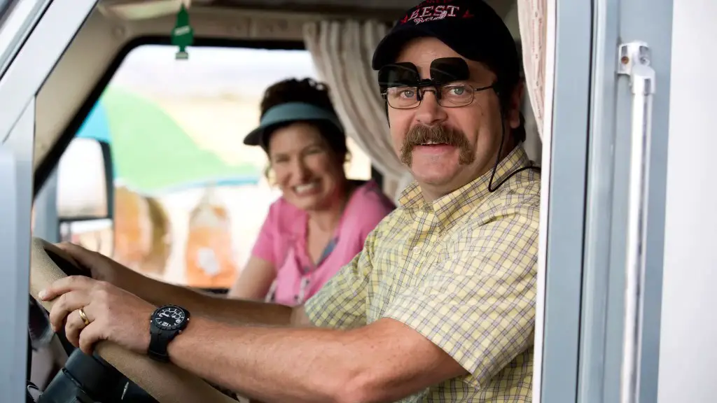 Still of Nick Offerman and Kathryn Hahn in We're the Millers