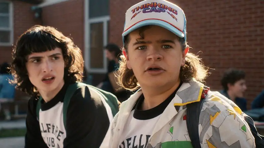 Still of Finn Wolfhard and Gaten Matarazzo in Stranger Things