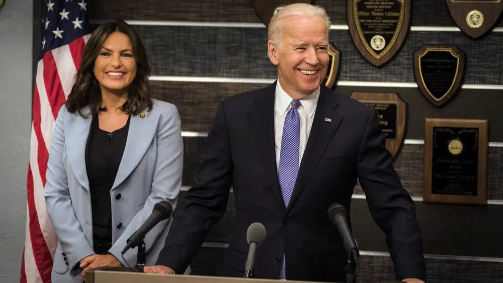 Still of Joe Biden and Mariska Hargitay in Law & Order: Special Victims Unit