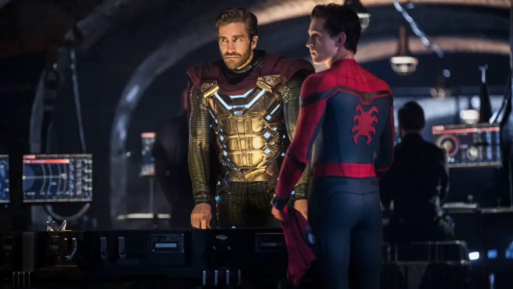 Still of Jake Gyllenhaal and Tom Holland in Spider-Man: Far from Home