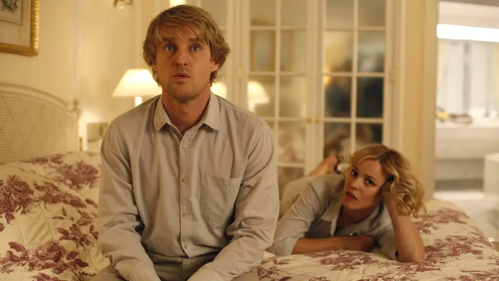 Still of Owen Wilson and Rachel McAdams in Midnight in Paris