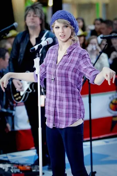 Taylor Swift on NBC’s Today Show in 2010