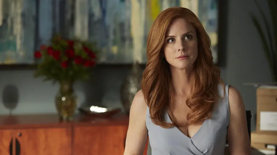 Still of Sarah Rafferty in Suits and Denial