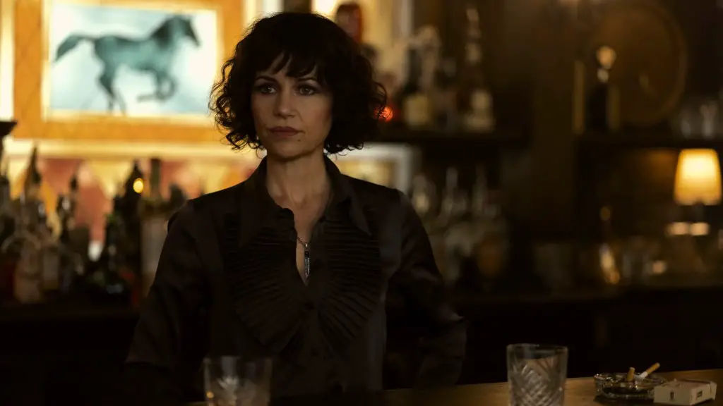 Still of Carla Gugino in The Fall of the House of Usher