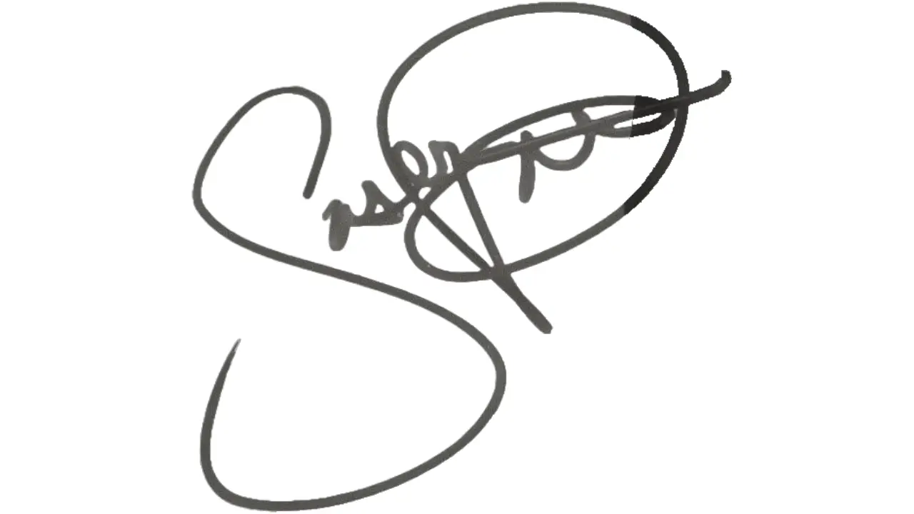 Sasha Pieterse's Autograph