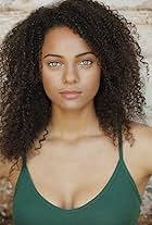 Photo of Aleyse Shannon