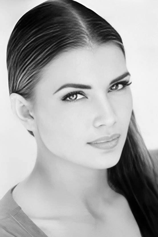 Photo of Alina Thompson