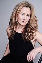 Photo of Amanda Douge