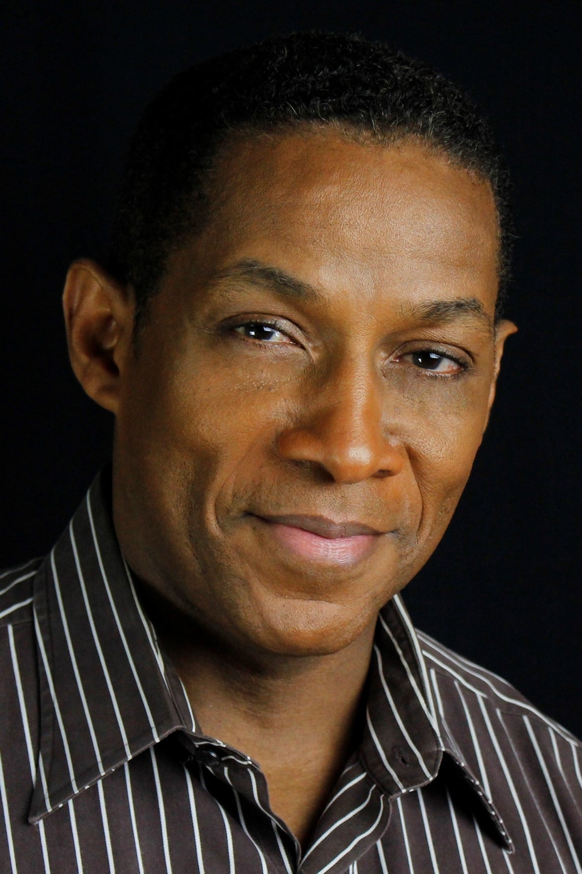 Cameron_Arnett_profile – Tales From The Collection