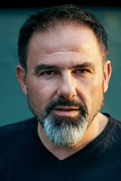 Photo of Carlos Lobo