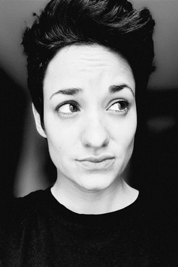 Photo of Caroline Estremo