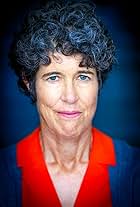 Photo of Carrie Gibson