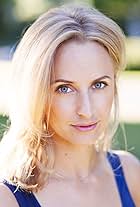 Photo of Fleur Saville