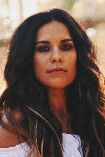 Photo of Kimie Miner