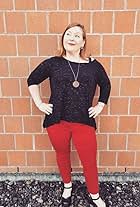 Photo of Tara Oefinger