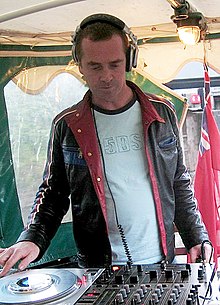 Photo of Nick Warren