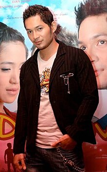 Photo of Evan Sanders