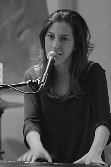 Photo of Laura Shay