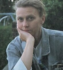 Photo of Clare McIntyre