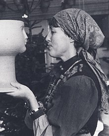 Photo of Lisa Larson