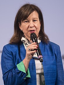 Photo of Lyse Doucet