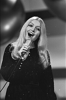 Photo of Mary Hopkin