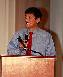 Photo of Dan Nainan