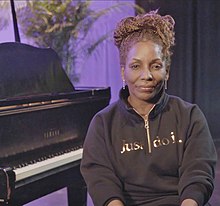 Photo of Stephanie Mills