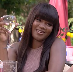 Photo of Zoe Anderson