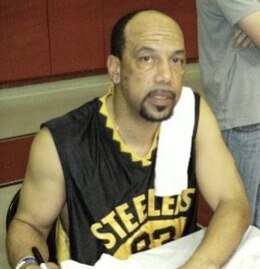 Photo of Louis Lipps