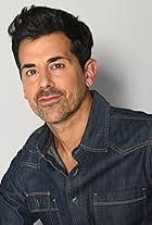 Photo of Adam Thomas