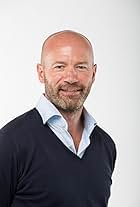 Photo of Alan Shearer