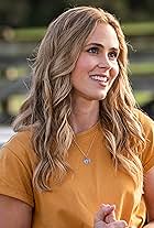 Photo of Anna Hutchison