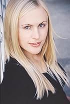 Photo of Annie McElwain