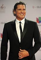 Photo of Carlos Vives