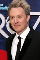 Photo of Clay Aiken