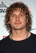 Photo of Dierks Bentley