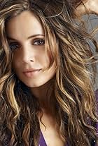 Photo of Eliza Dushku