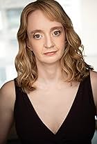 Photo of Elizabeth Hewitt