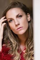 Photo of Emma Lo Bianco