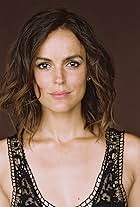 Photo of Erin Cahill