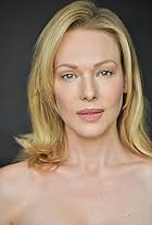 Photo of Erin Cummings