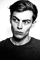 Photo of Freddy Carter