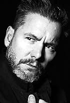 Photo of Gavin Harris