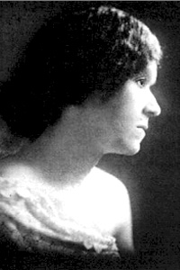 Photo of Georgia Johnson